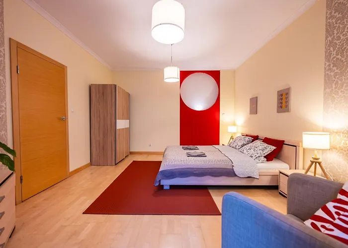 And Specious Two Bedrooms In The Old Town Cracovie