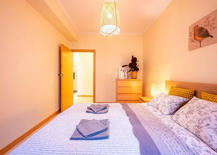 Appartement And Specious Two Bedrooms In The Old Town