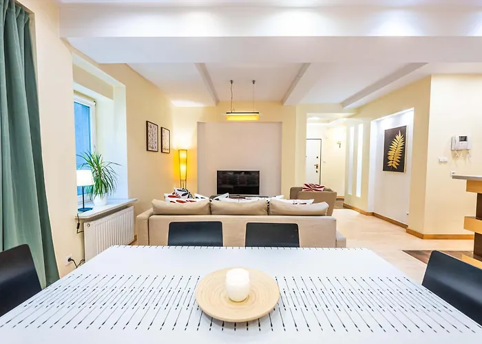 Appartement And Specious Two Bedrooms In The Old Town Cracovie