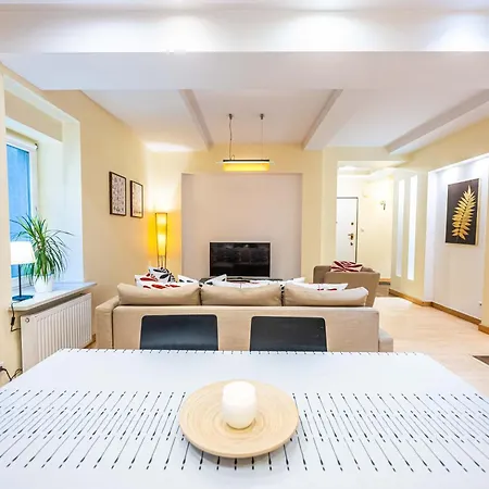 Appartement And Specious Two Bedrooms In The Old Town Krakau